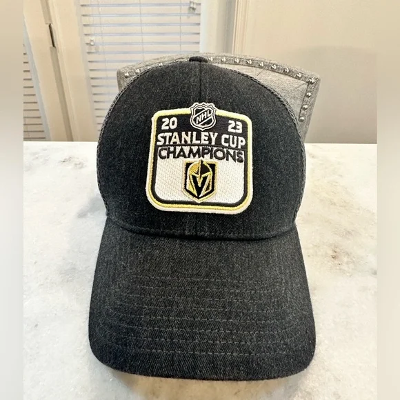 Vegas Golden Knights Fanatics Stanley Cup Champions Locker Room Snapback Hat Cap - Picture 1 of 8
